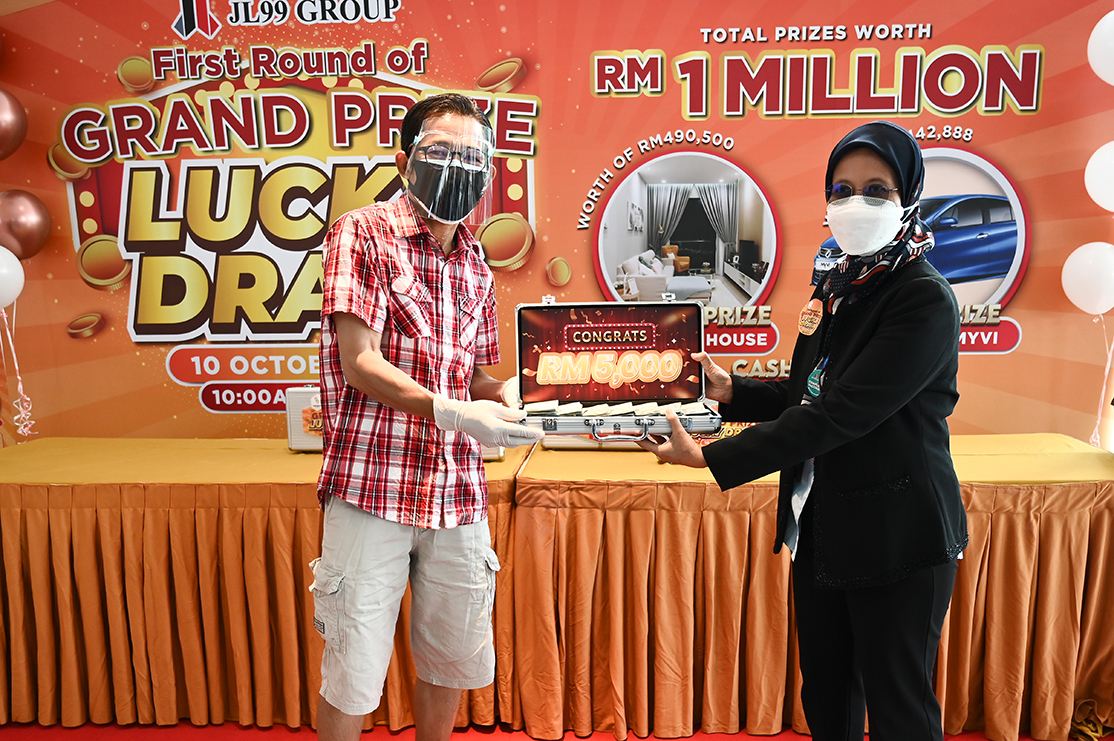 First Round of RM1Million Grand Lucky Draw