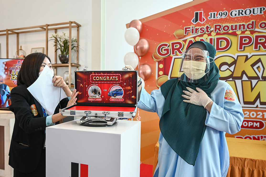First Round of RM1Million Grand Lucky Draw